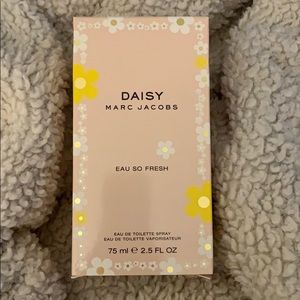 Marc Jacobs Daisy Eau So Fresh 2.5 oz 75ml NEW